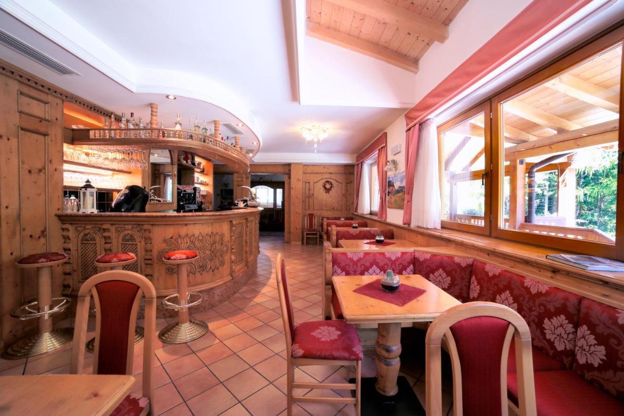 Hotel Fantelli Folgarida Eksteriør bilde