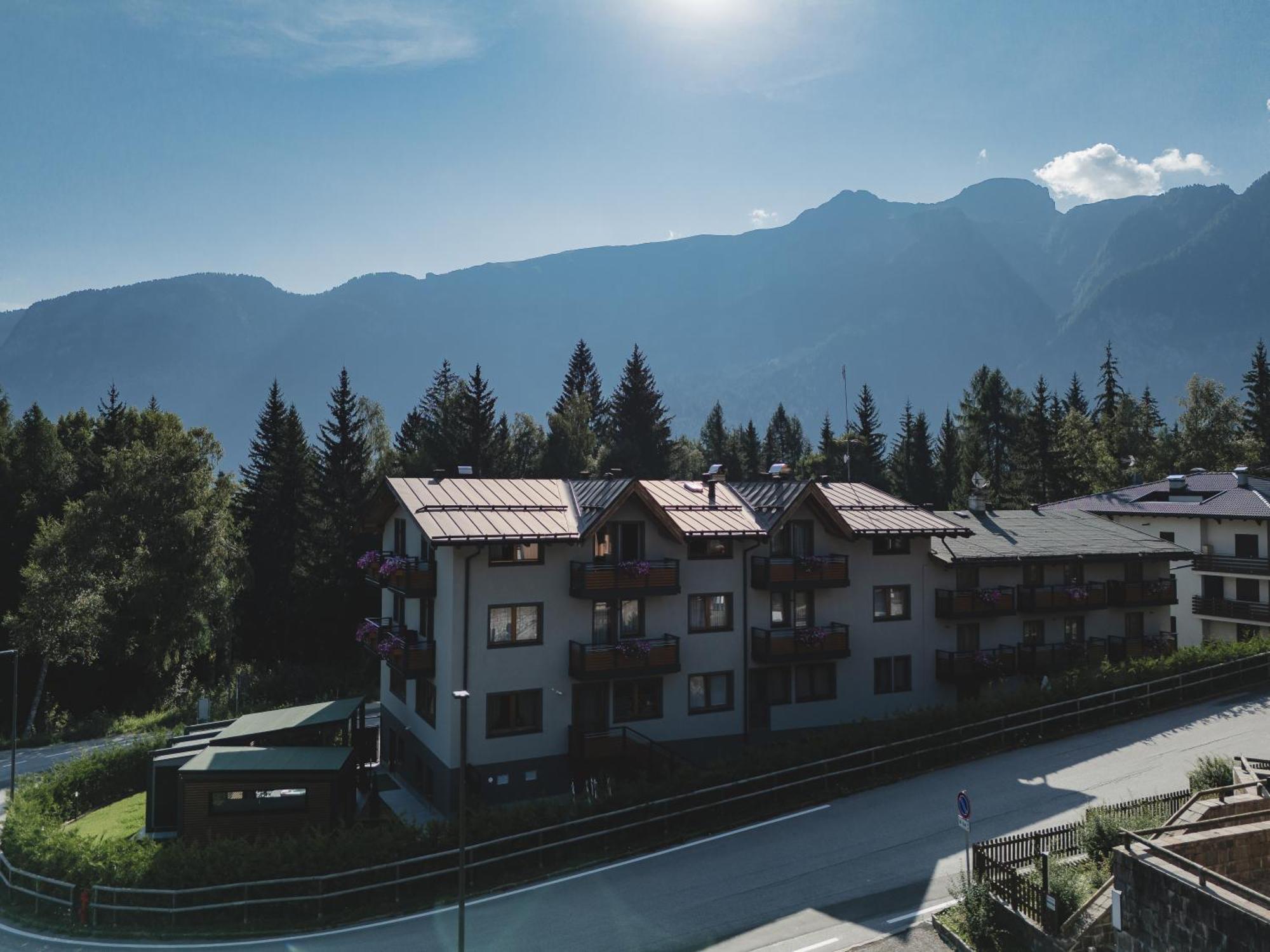 Hotel Fantelli Folgarida Eksteriør bilde
