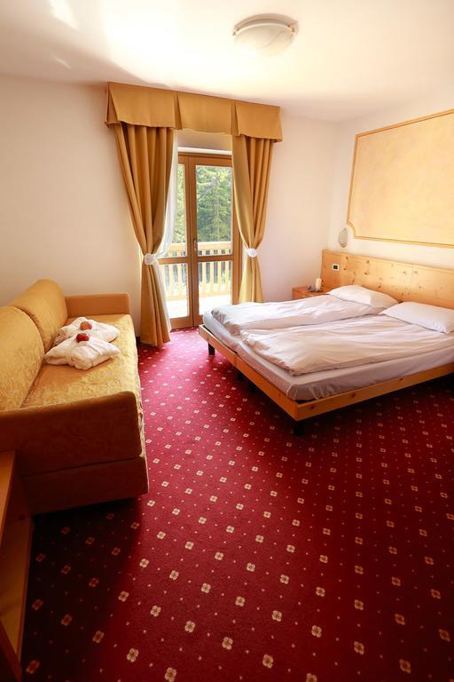 Hotel Fantelli Folgarida Eksteriør bilde
